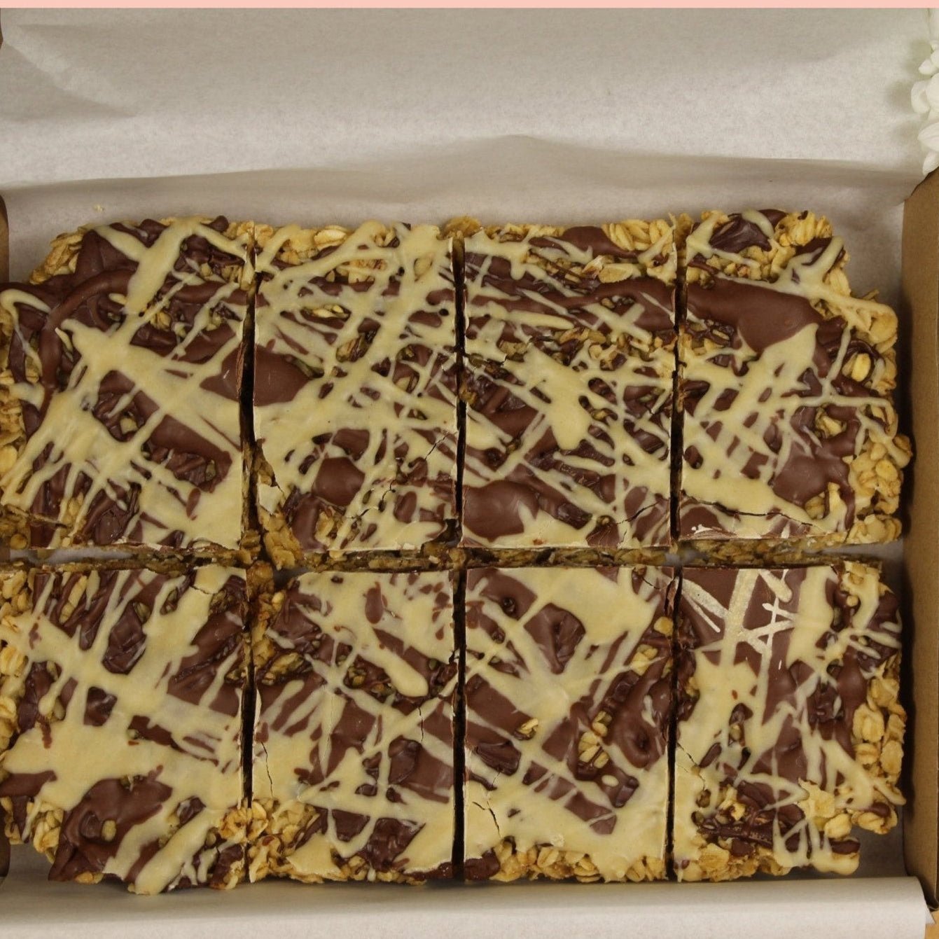 8 Vegan Classic Flapjacks with Triple Chocolate - Ashlan Bakery